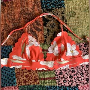 H&m floral bikini top used once